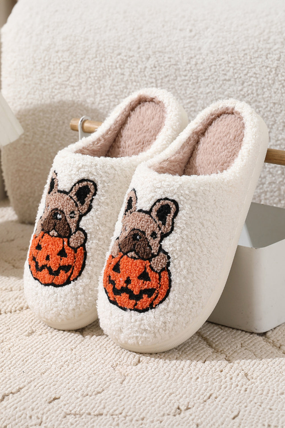 White Halloween Dog Pumpkin Pattern Fuzzy Slippers