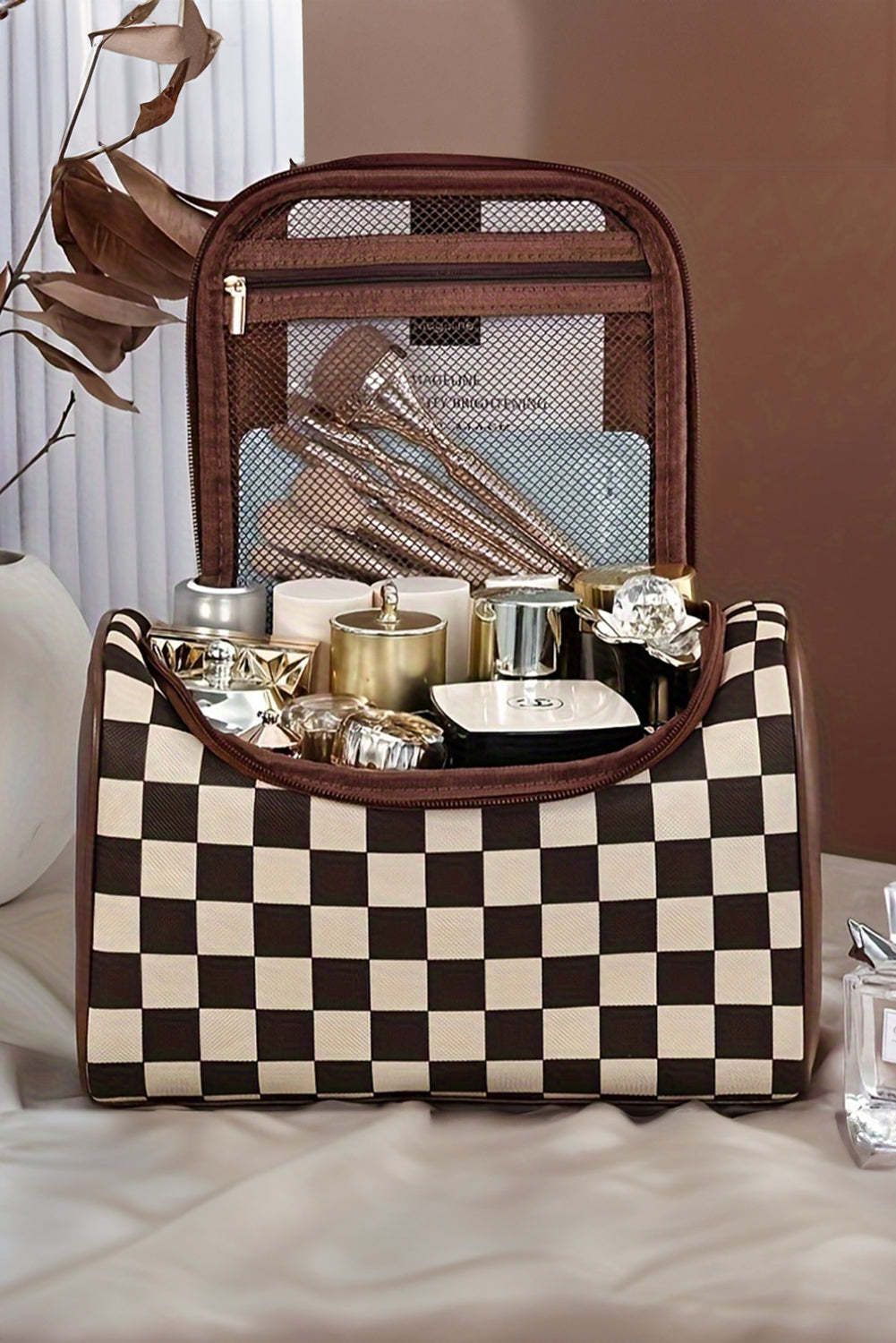 Black Checkered PU Leather Zipper Makeup Bag